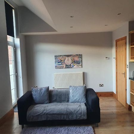 Spacious 2 Bed Appartment Next To Bae With Spa Bath Barrow-in-Furness Kültér fotó