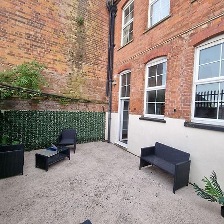 Spacious 2 Bed Appartment Next To Bae With Spa Bath Barrow-in-Furness Kültér fotó